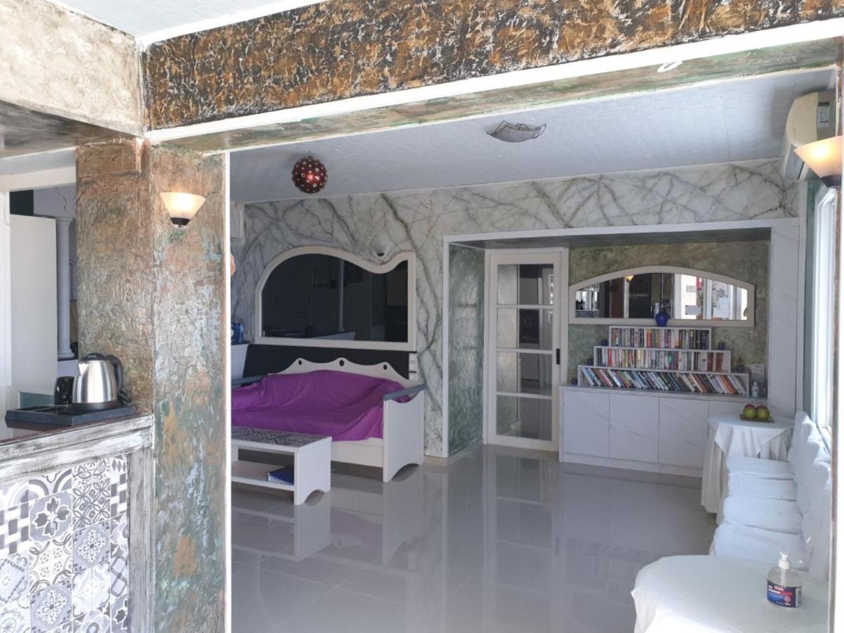 Room In Apartment - Beautiful And Spacious Room Near Cretan Sea Khersónisos Eksteriør bilde